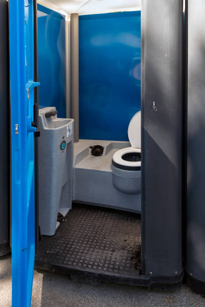 Portable Toilet Options We Offer in South Lyon, MI